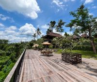Villa Amaru, Sundeck