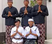 Вилла Aliya, Персонал